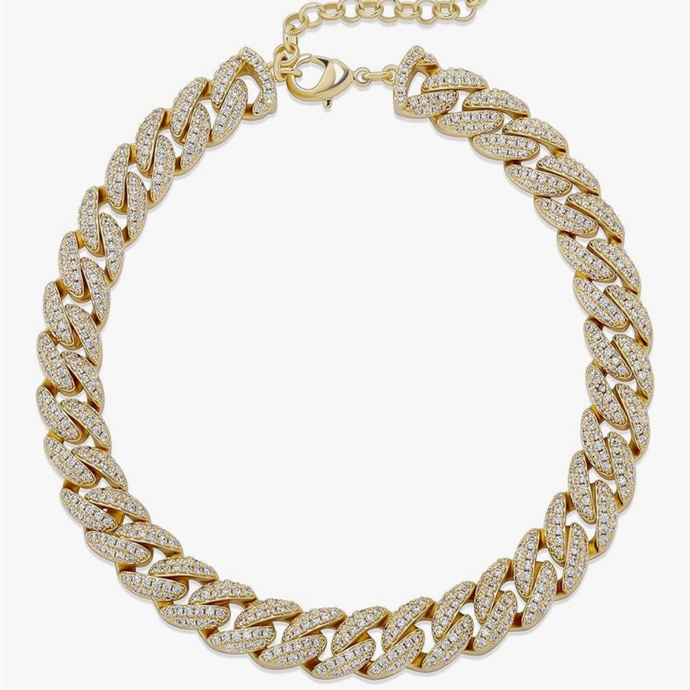 Women’s gold anklet